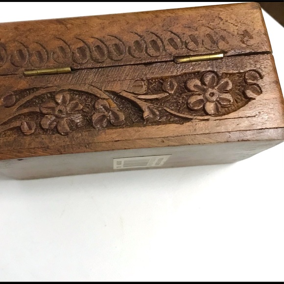 Vintage Handmade Wooden Box Handcarved - Picture 10 of 16